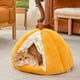 thumbnail image 5 of Camas para gatos, carpas para gatos, camas para perros, cueva semicerrada para gatos con bolas de peluche, suave y cómoda, con tapete lavable y desmontable, productos para mascotas, cama de poliéster, 5 of 7