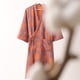 thumbnail image 4 of Bata de baño de gasa jacquard teñida en hilo de algodón puro de primavera y verano, bata de baño con botonadura parcial, pijama, ropa para el hogar, ropa exterior absorbente y agradable para la piel, 4 of 5
