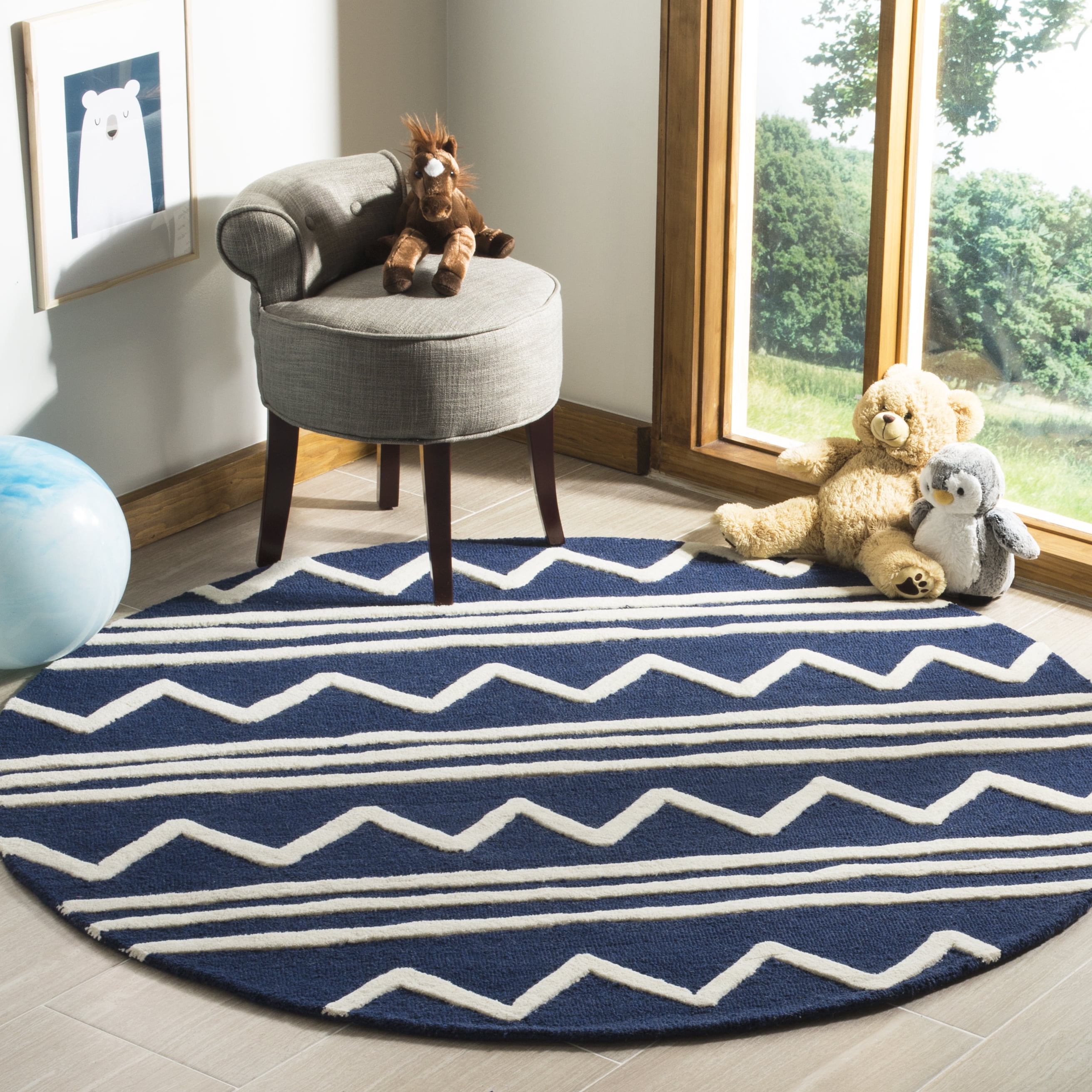 SAFAVIEH Kids Zigzag Striped Wool Area Rug, Navy/Ivory, 5' x 5' Round