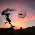 thumbnail image 1 of Artesanías de metal estación de la independencia transfronteriza diente de león bailando con hadas de flores Robin Whites elfo escultura jardín H esquí esquí Gafas de esquí, 1 of 5