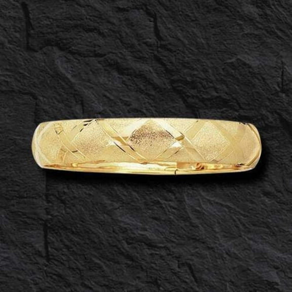 10K 8in Yellow Gold Diamond Cut/Textured Bangle with Box Clasp, Approx 8g