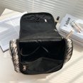 thumbnail image 4 of Bolsa de cosméticos para mujer, bolsa de maquillaje tejida portátil para colgar, bolsa de lavado para baño (negro L) Ndcxsfigh Para Estrenar, 4 of 9