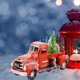 thumbnail image 4 of Camion rouge vintage de Noël en métal avec décorations d'arbres de Noël pour la maison, la cheminée, le bureau, les vacances, les fournitures de Noël, 4 of 4