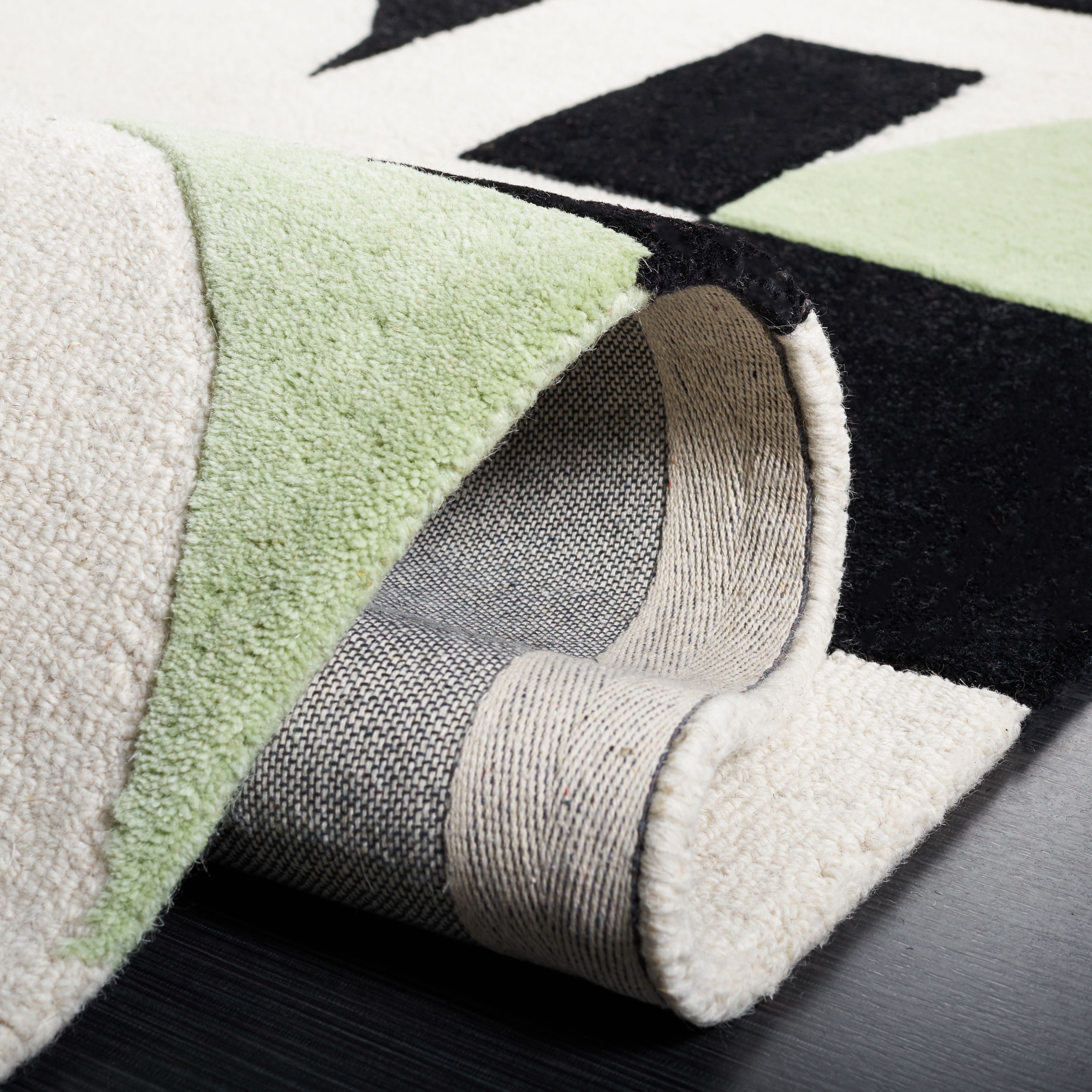 SAFAVIEH Rodeo Drive Darien Abstract Area Rug, Green/Black, 6' x 6' Square