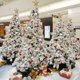 thumbnail image 4 of Juego de decoraciones para árbol de Navidad, bolas de Navidad con flores, colgante para árbol de Navidad, 75 piezas, 4 of 4