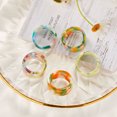 thumbnail image 1 of Conjunto de anillos acrílicos de resina de colores estéticos de Corea nueva para mujer, anillos redondos geométricos, temperamento de niña, regalos de joyería versátiles Tan Jianjun unisex, 1 of 2