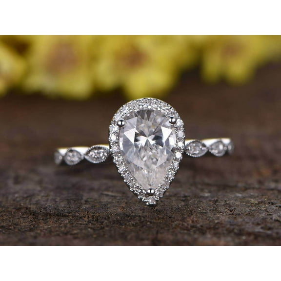 Classic 1.75 Carat Moissanite Diamond Engagement Ring with 18k Gold Plating