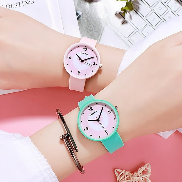 Filles Gar ons Enfants Montre Num rique lectronique Silicone Enfants Montres Dames Simple Casual Quartz Femmes Montre Enfants Meilleurs Cadeaux