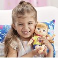 thumbnail image 4 of Littles by Baby Alive: Little Astrid Muñeca de 6 Pulgadas con Cabello Rubio, Ojos Azules con Peine, Juguete Infantil para Niños y Niñas, 4 of 5