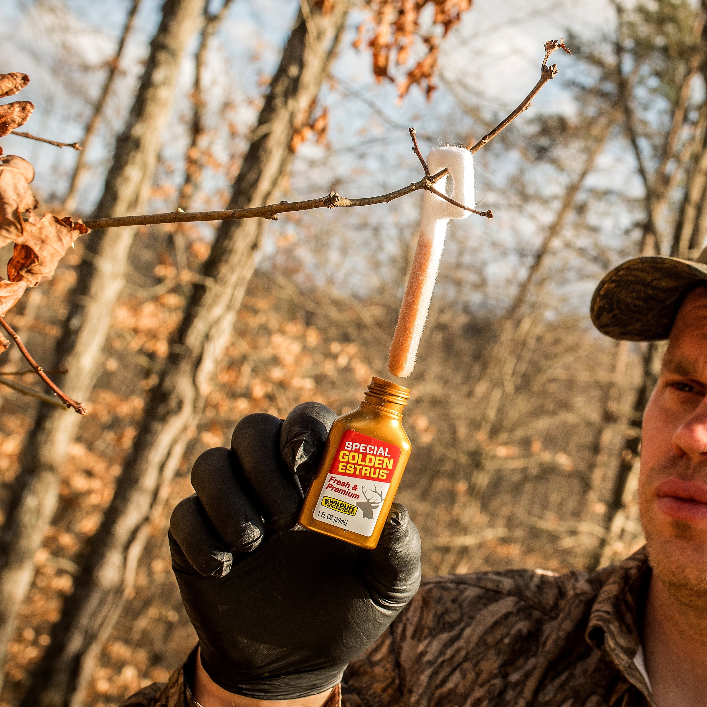 Wildlife Research Center, Special Golden Estrus, 1 fl oz Doe Estrous Hunting Scent