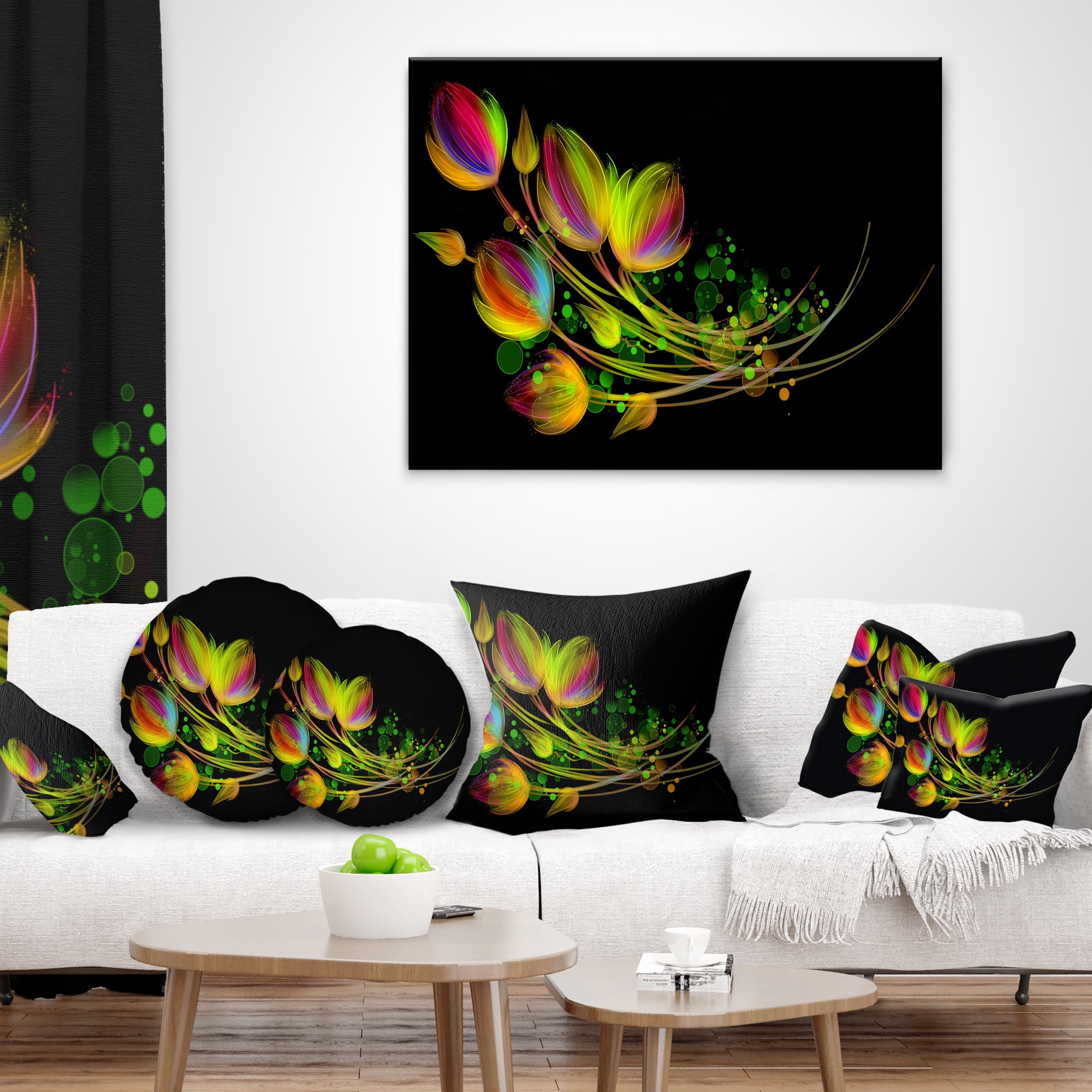 Designart Bright Bouquet - Floral Throw Pillow - 18x18