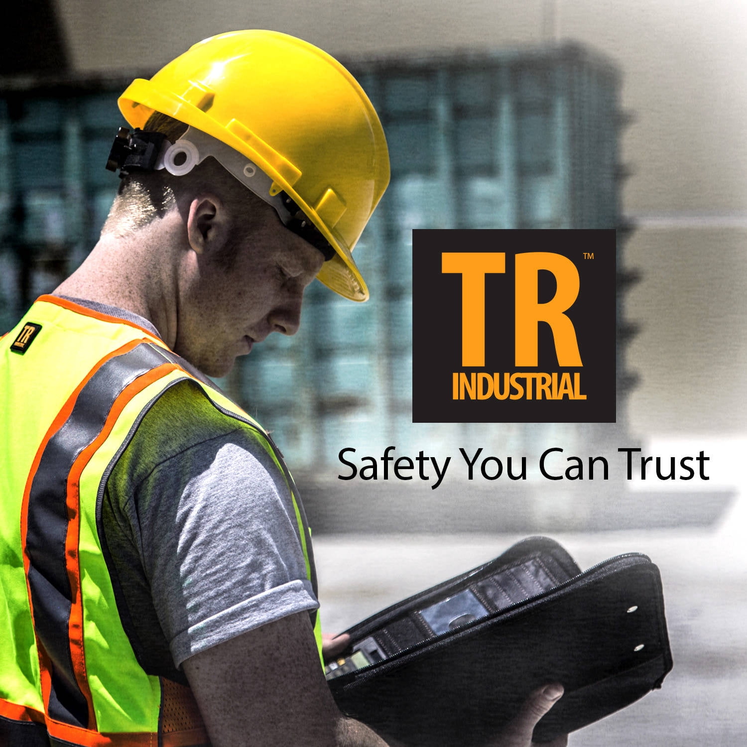 TR Industrial 3M Safety Vest with Pockets and Zipper, Class 2