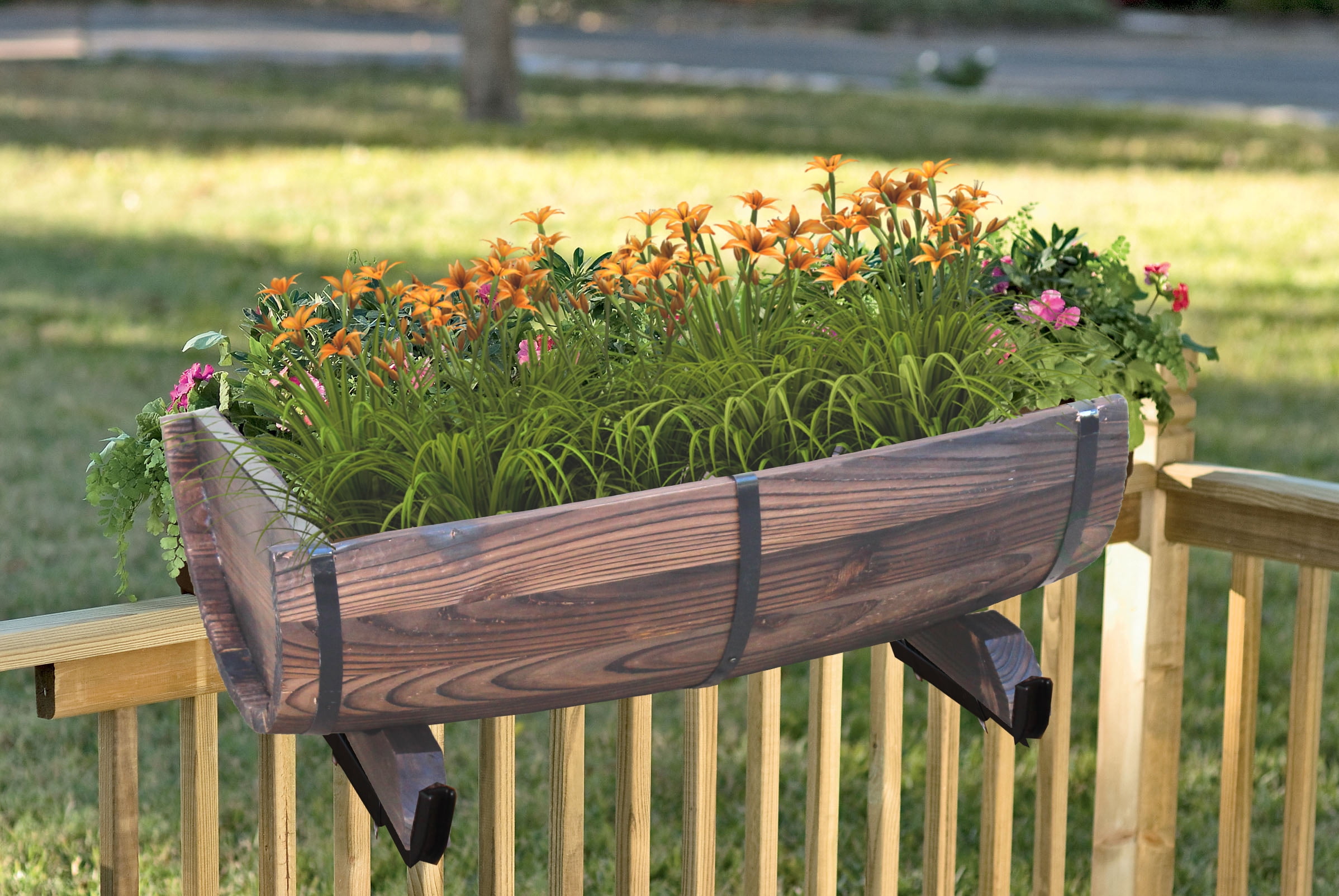 Half Barrel Adjustable Deck Railing Planter 20 inch