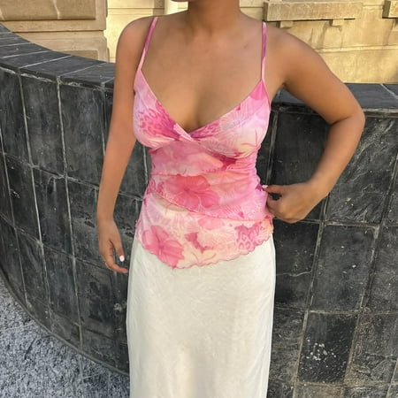 Sakmal Sleeveless Blouses for Women Business Casual Floral Slim Fit V-Neck Corset Shirts Pink Blouses Vacation Outfits for Women