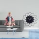 thumbnail image 2 of Adorno Acrílico De Mesa Con Reloj Colgante En Forma De Flor. Decoración Silenciosa Para Interiores, Ideal Para Dormitorio, Estantería O Festivales., 2 of 8