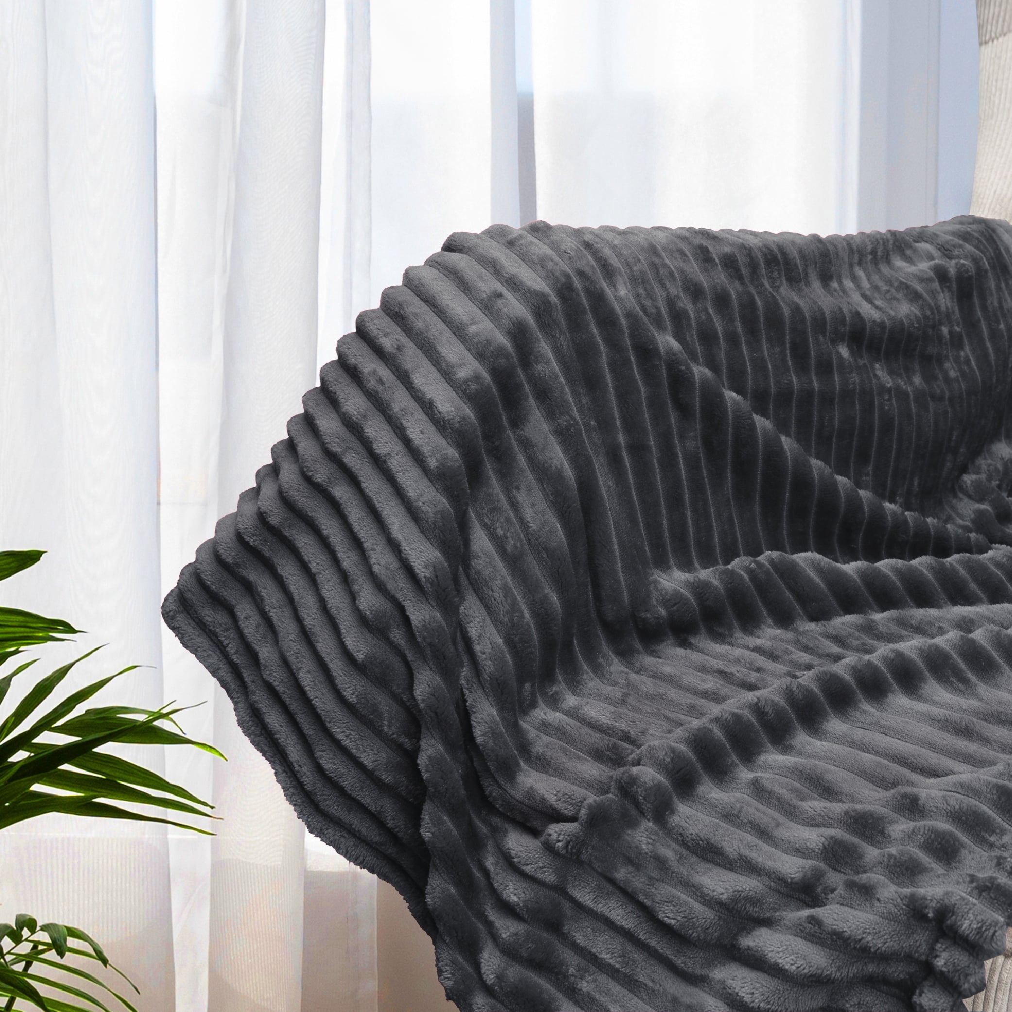 PAVILIA Super Soft Fleece Throw Blanket Twin Grey, Fuzzy Plush Flannel Throw, Warm Cozy Ribbed Microfiber Blanket for Sofa Couch Bed, Lightweight Striped Blanket, Grey, 60x80