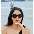 thumbnail image 3 of FEISEDY Retro Cateye Sunglasses Women Oversized Vintage Cat Eye Shades UV400 Lenses B2817, 3 of 13