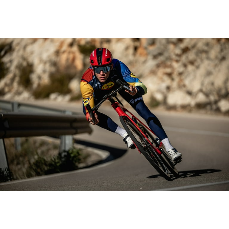 Pirelli Cinturato Velo Bicycle Tire - 700x35C, Folding, Tubeless Ready, Smartnet Silica, 66TPI - Black - 3371000 Pirelli Cinturato Velo Bicycle Tire - 700x35C, Folding, Tubeless Ready, Smartnet Silica, 66TPI - Black - 3371000