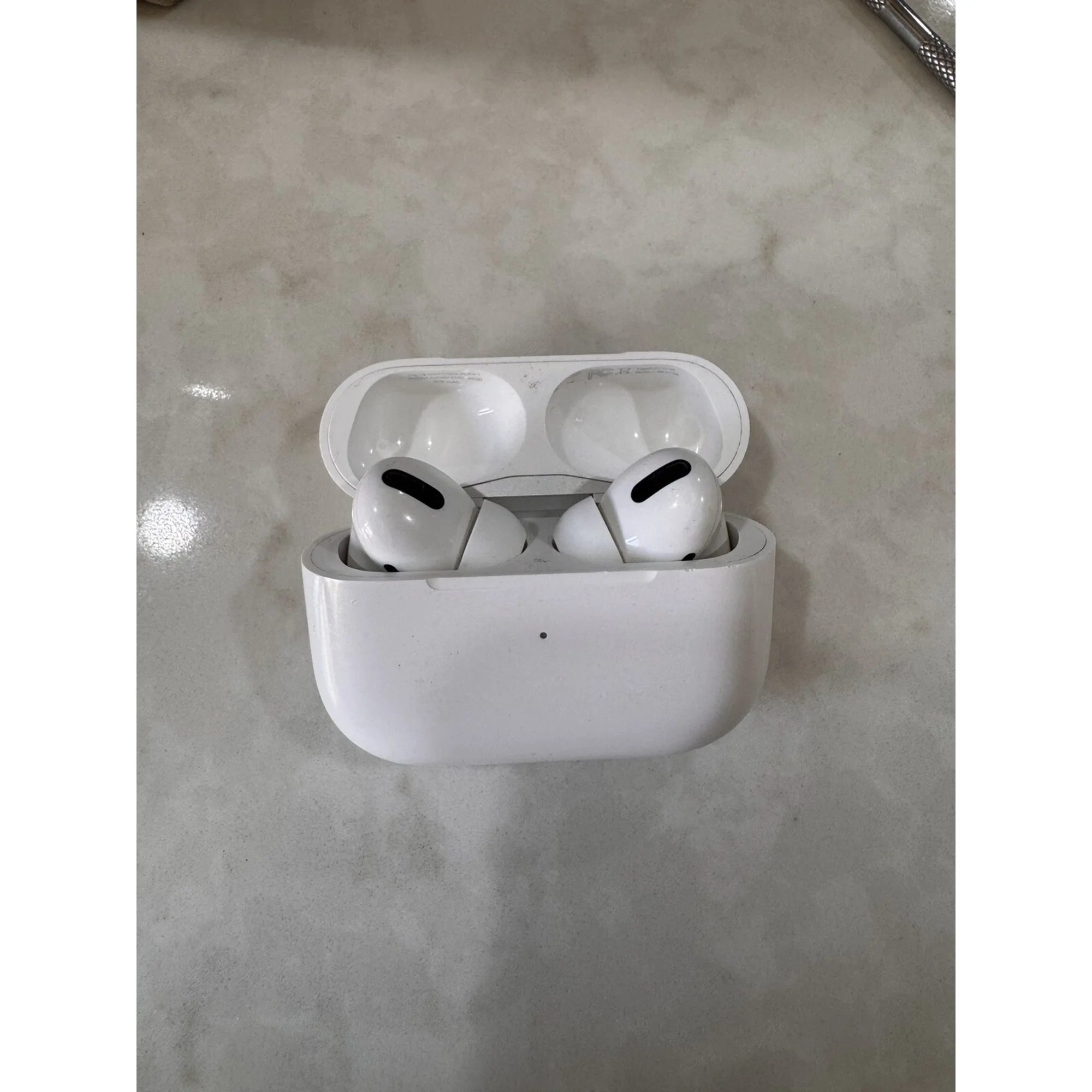 airpods pro (モデルA2083／A2084／A2190) A-p-p-l-e AirPods Pro Original-Case Model A2190,Airpod Models