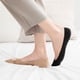 thumbnail image 2 of Xiao Hua 10 pares de calcetines invisibles para mujer, con forro invisible, ultrafinos, transpirables, antideslizantes, planos, de boca baja, color negro., 2 of 4