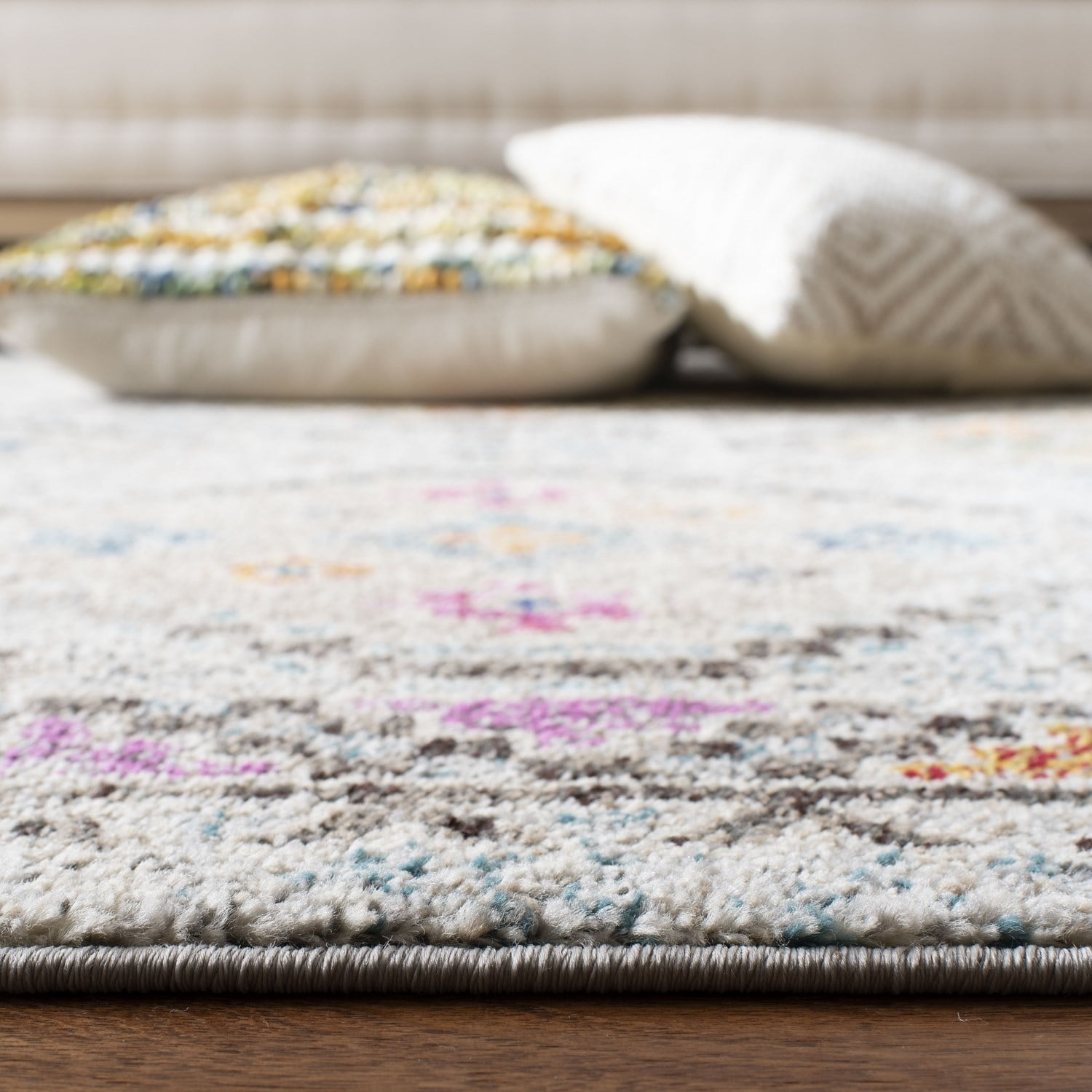 SAFAVIEH Madison Lanford Vintage Geometric Area Rug, Grey/Yellow, 9' x 12'