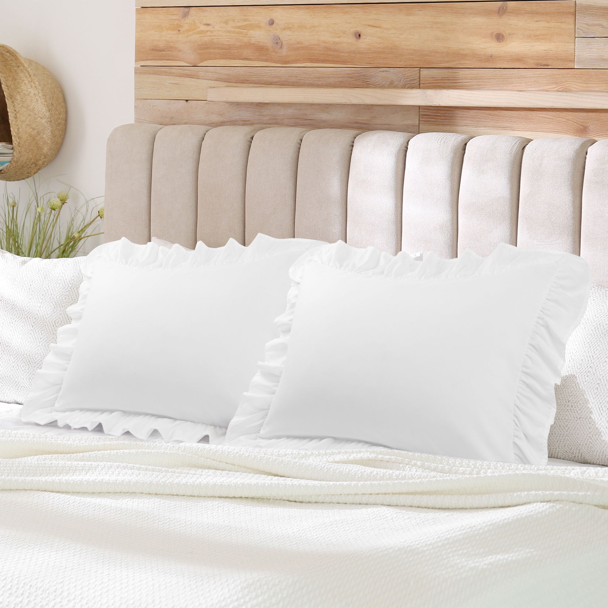 REGALWOVEN Ruffled Pillow Shams Set of 2, Soft Breathable Pillow Covers with Envelope Closure White Queen