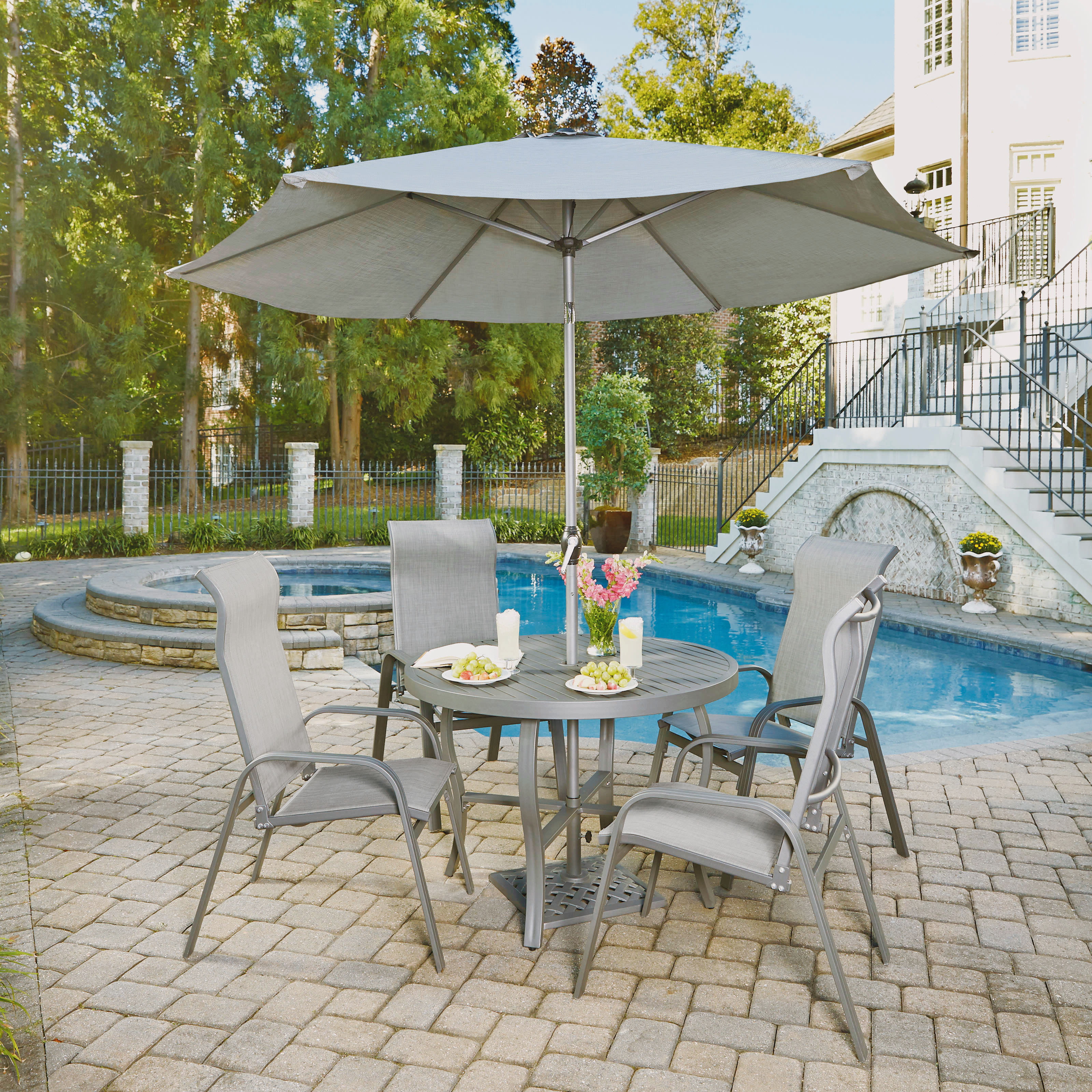 Daytona 7 Pc Round Outdoor Dining Table 4 Chairs With Umbrella