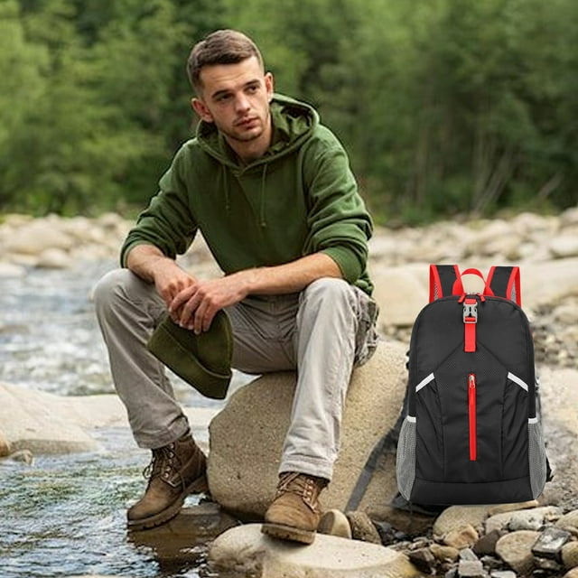 Fiudx Mochila de Viaje, Ligera y Plegable, Poliéster Resistente Al Agua, Capacidad de 24 L, Versátil, Ideal para Camping y Senderismo, para Hombre y Mujer, Almacenamiento Compacto, Color Azul y Rojo,