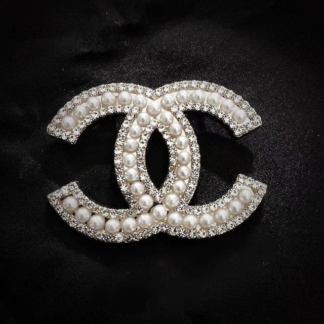 (GET IT) CC Brooch Women's Shirt Small Suit Decorative Brooch Pearl Decorative Button Brooch_Newwa