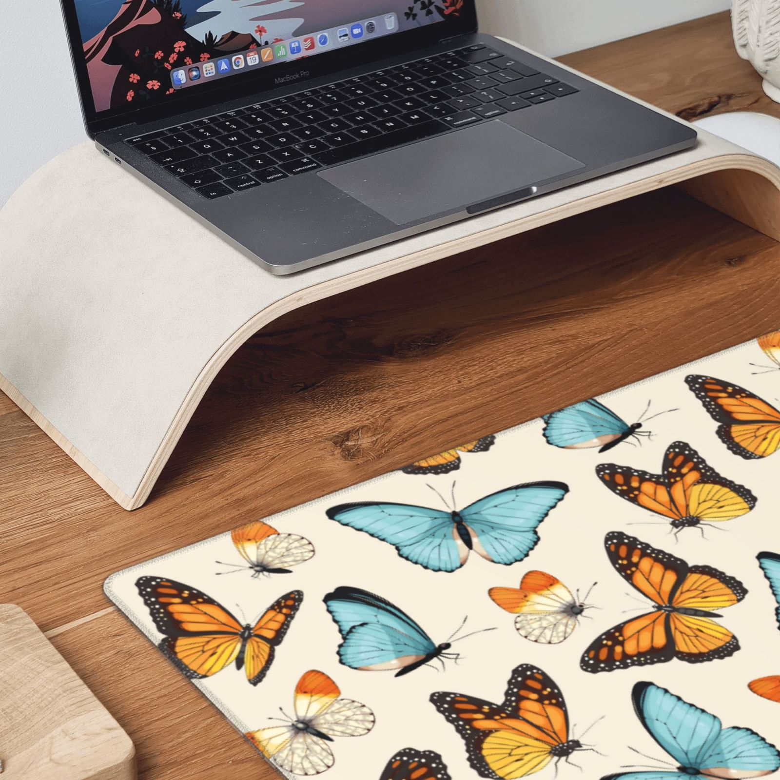 Naloa Butterflies Gaming Mouse Pad Large Mouse Mat Long Extended Desk Pad Non-Slip Rubber Mice Pads Stitched Edges Thin Pad (16x29.5 Inch)