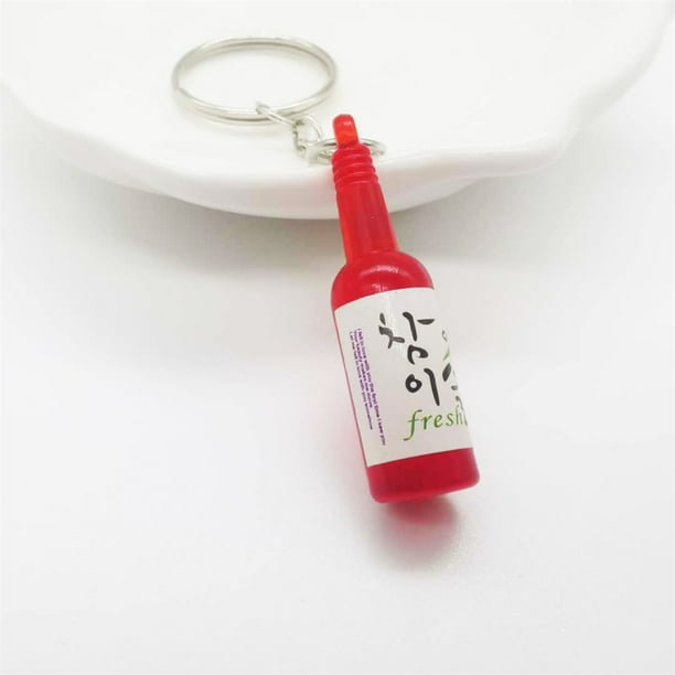Creativo Coreano De La Moda Bebida Soju Botella Llavero Simulación De Resina Cerveza Vino Baratija Mujeres Joyería Regalo De Viaje Recuerdo