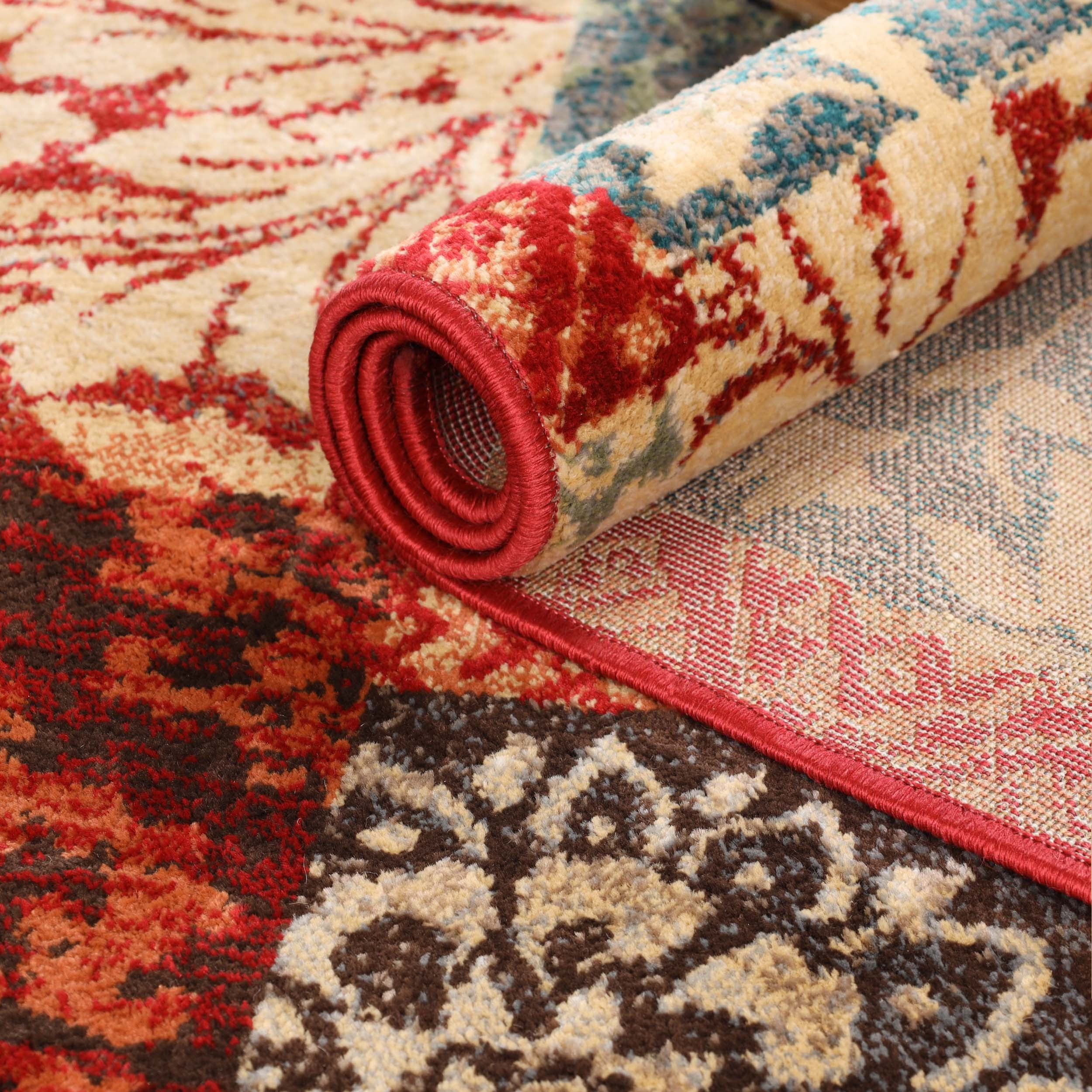 Superior Kennicot Elegant Floral Patchwork Indoor Area Rug, 4' x 6'