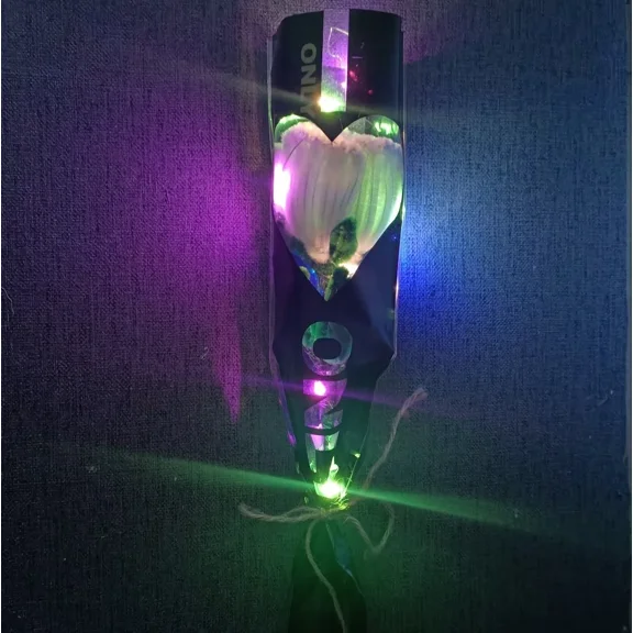 Faux Rose,Artificial Flowers,Handmade Rose,LED Light,Room Décor,Home Décor,Anniversary Gifts,Holiday Gifts,Mothers Day Gifts,Birthday Gifts,Teacher Gifts-1 White Rose Packaged