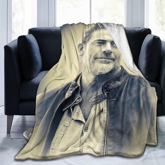 Jeffrey Dean Morgan Blanket Soft and Warm Lightweight Fluffy Throws Blankets Rug Carpet Gift for Beach Yoga Bedroom Living Room Decoration Sofa Camping Trip Dorm Decor All Season