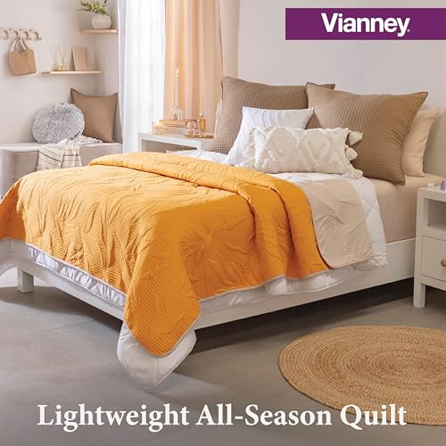 Vianney King Size Lightweight Comforter, Novo Marla, Reversible Quilt Mustard Yellow and Cream with Leaf Quilting, Bedroom Essentials, 110”x 93”