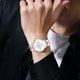 thumbnail image 5 of Reloj de cuarzo de moda para hombre, diseño calado, caja de aleación, correa de cuero, reloj de pulsera informal de negocios, reloj de aleación., 5 of 6
