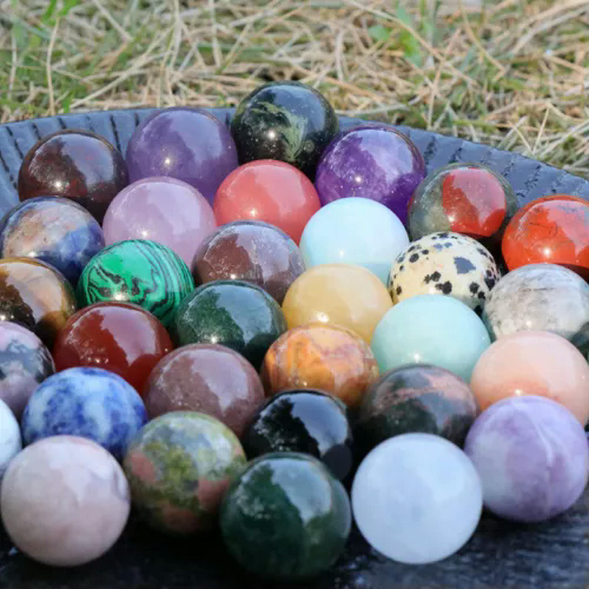 EOEMY Wholesale Mixed Natural Quartz Crystal Sphere Reiki Healing Energy Beads-10mm-50Pcs