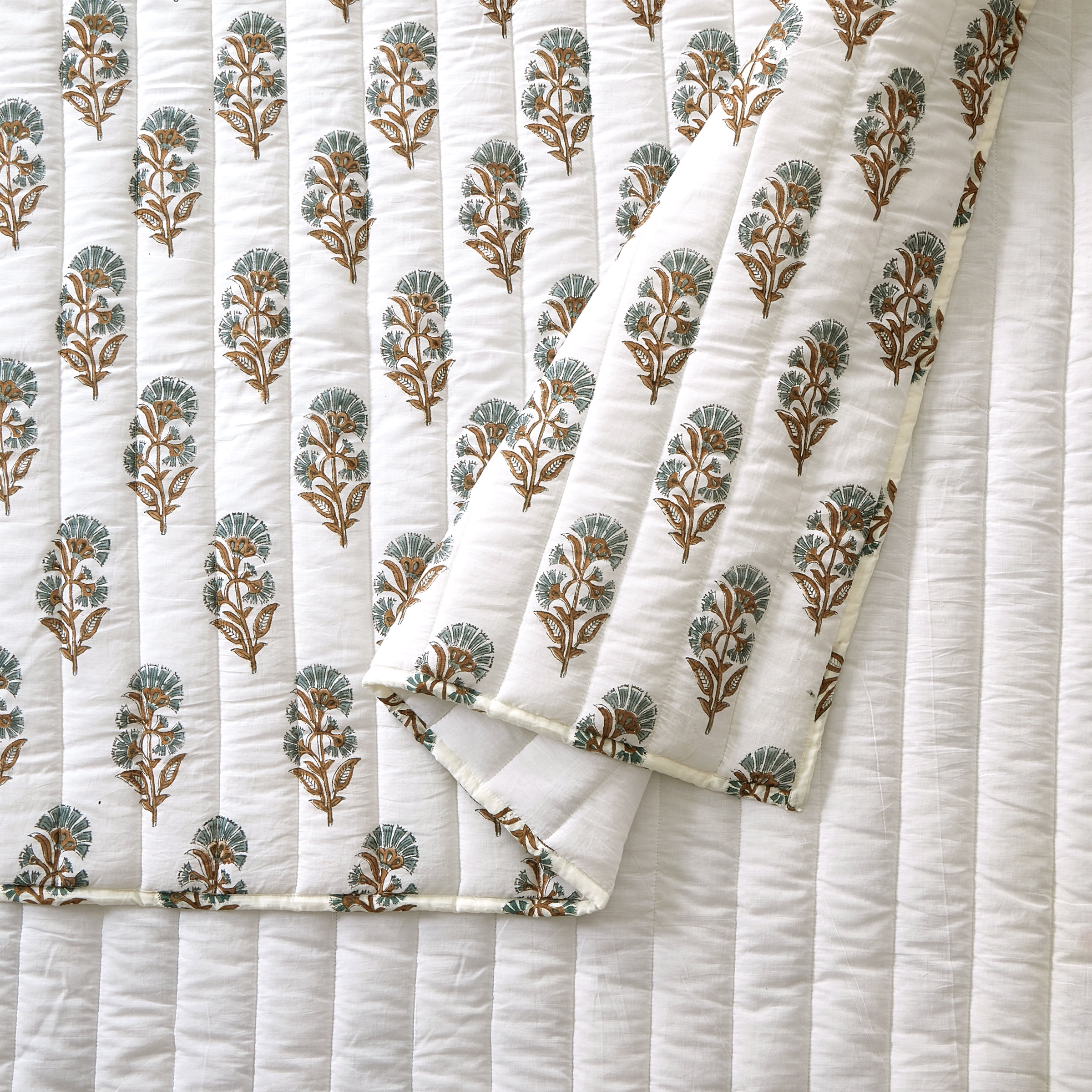 Laurel & Mayfair Block Print Mughal Flower Cream 3-Piece Cotton Voile Quilt Set, King