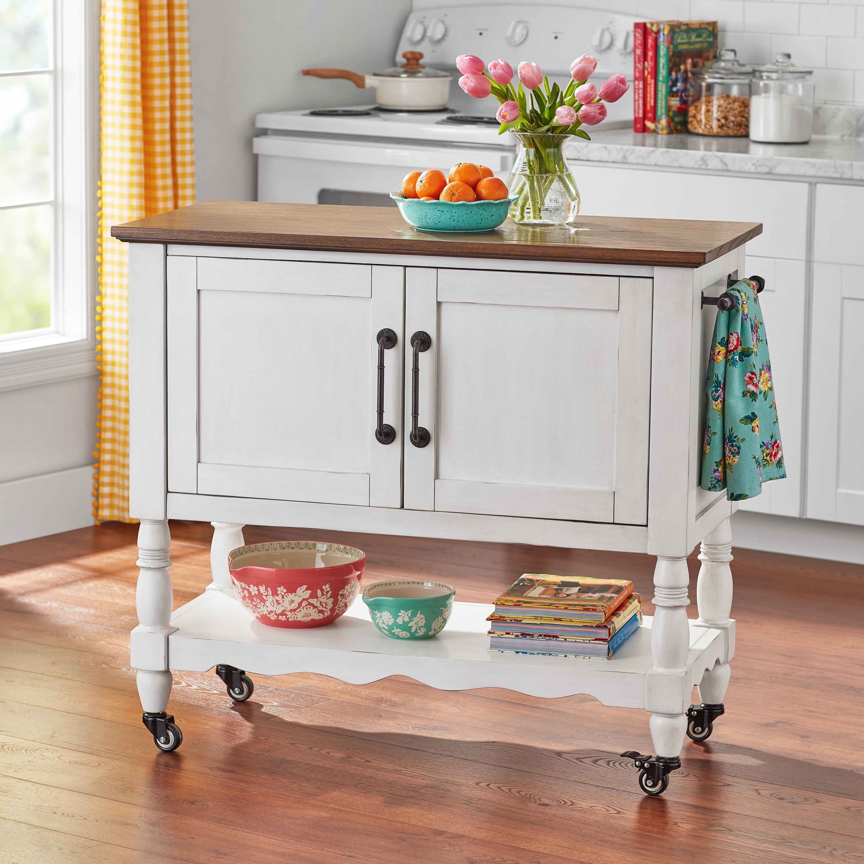Pioneer Woman's $15 Vintage-Inspired Storage Set Is the 'Big, Bold, &  Beautiful' Addition That'll Work in Any Kitchen