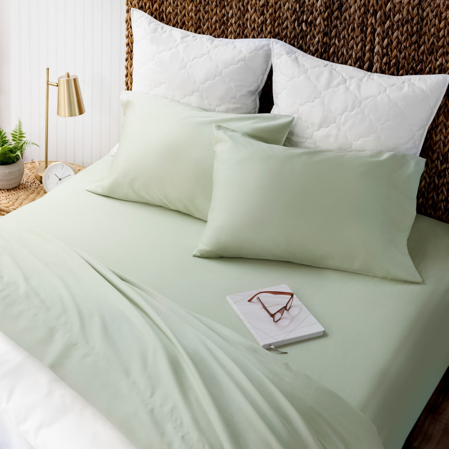 Martha Stewart Emerson 250TC 100 Egyptian Cotton, Sateen Queen Sheet