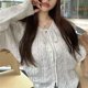 thumbnail image 2 of Suéter pequeño y fresco de estilo japonés con tiras retorcidas para mujer primavera y otoño retro dulce suelto estilo corto ropa exterior elegante top de punto, 2 of 4