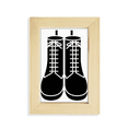 thumbnail image 1 of Botas altas de hombres negro patron de silueta Escritorio de madera Arte Pintura 5x7 pulgadas marco de foto foto, 1 of 4