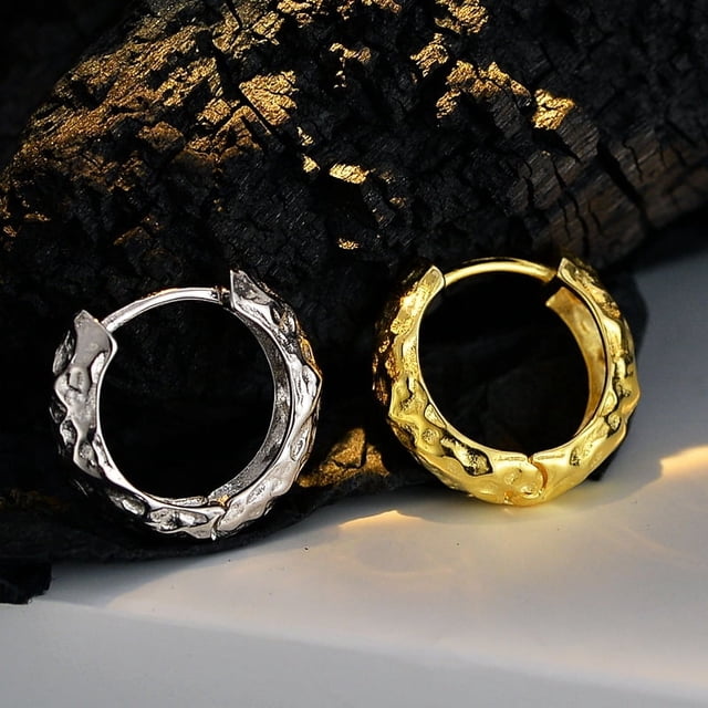Pendientes con textura de nicho, diseño sencillo y distintivo de plata de ley S925 con hebilla para la oreja para mujer