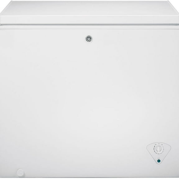 GE® Congélateur Coffre à Dégivrage Manuel de 7,0 Pi3 Blanc - FCM7STWW