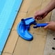 thumbnail image 2 of Equipo Limpieza para Piscina Paradise Cabezal Succión Curvo para Piscina Cepillo Limpieza para Piscina en Forma Media Cepillo Descontaminación Doble, 2 of 8