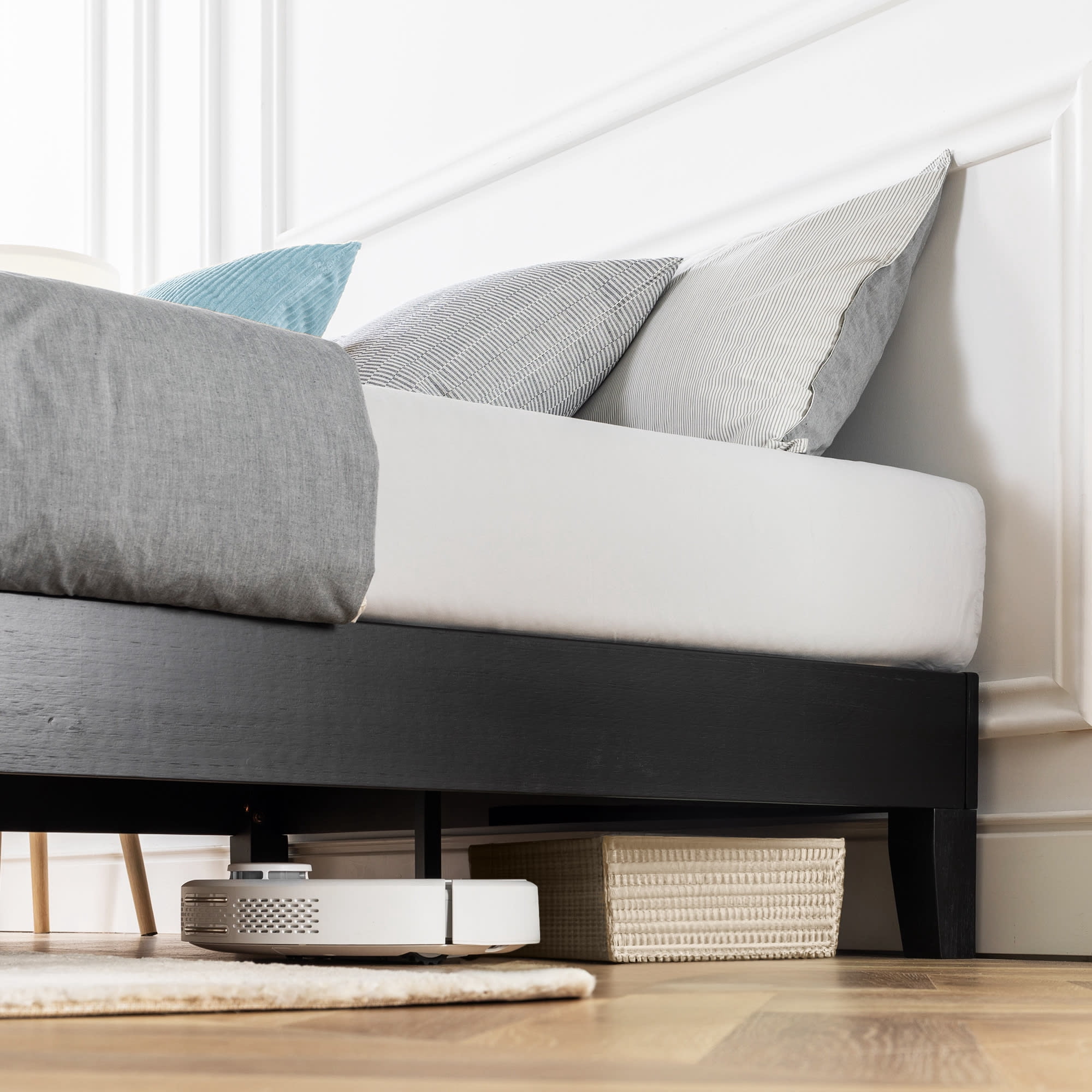 Mellow Naturalista Grand 12 Inch Solid Wood Platform Bed with Wooden Slats, Twin, Black