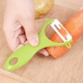 thumbnail image 4 of Cuchillo pelador de frutas y verduras de cerámica verde para una preparación sin esfuerzo en la cocina, 4 of 8