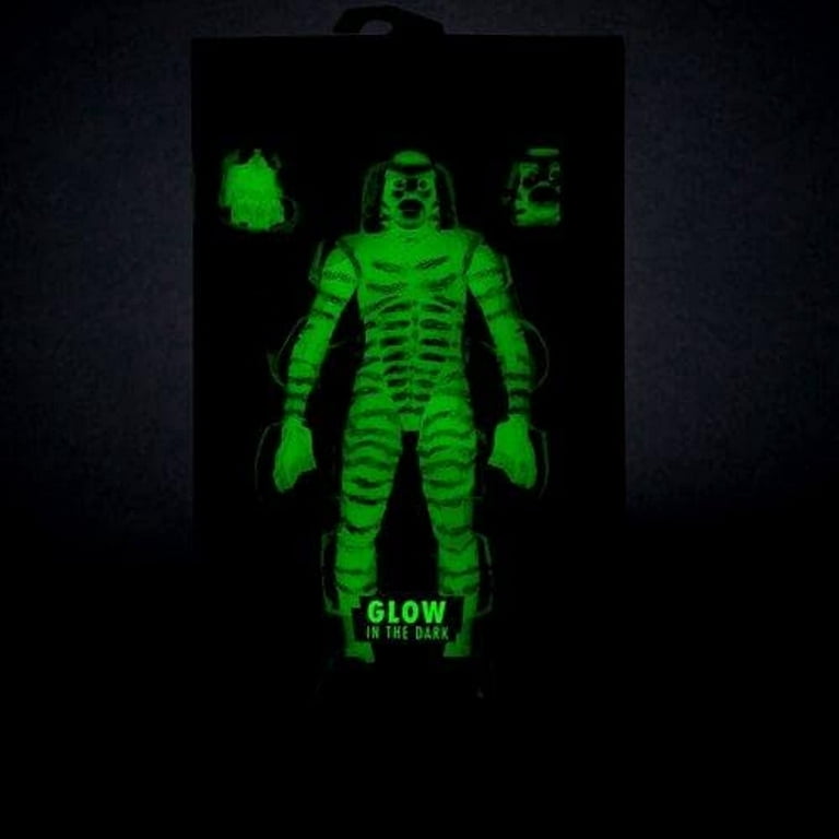 Universal Monsters Creature from The Black Lagoon Glow-in-The-Dark 6-Inch  Action Figure - Entertainment Earth Exclusive