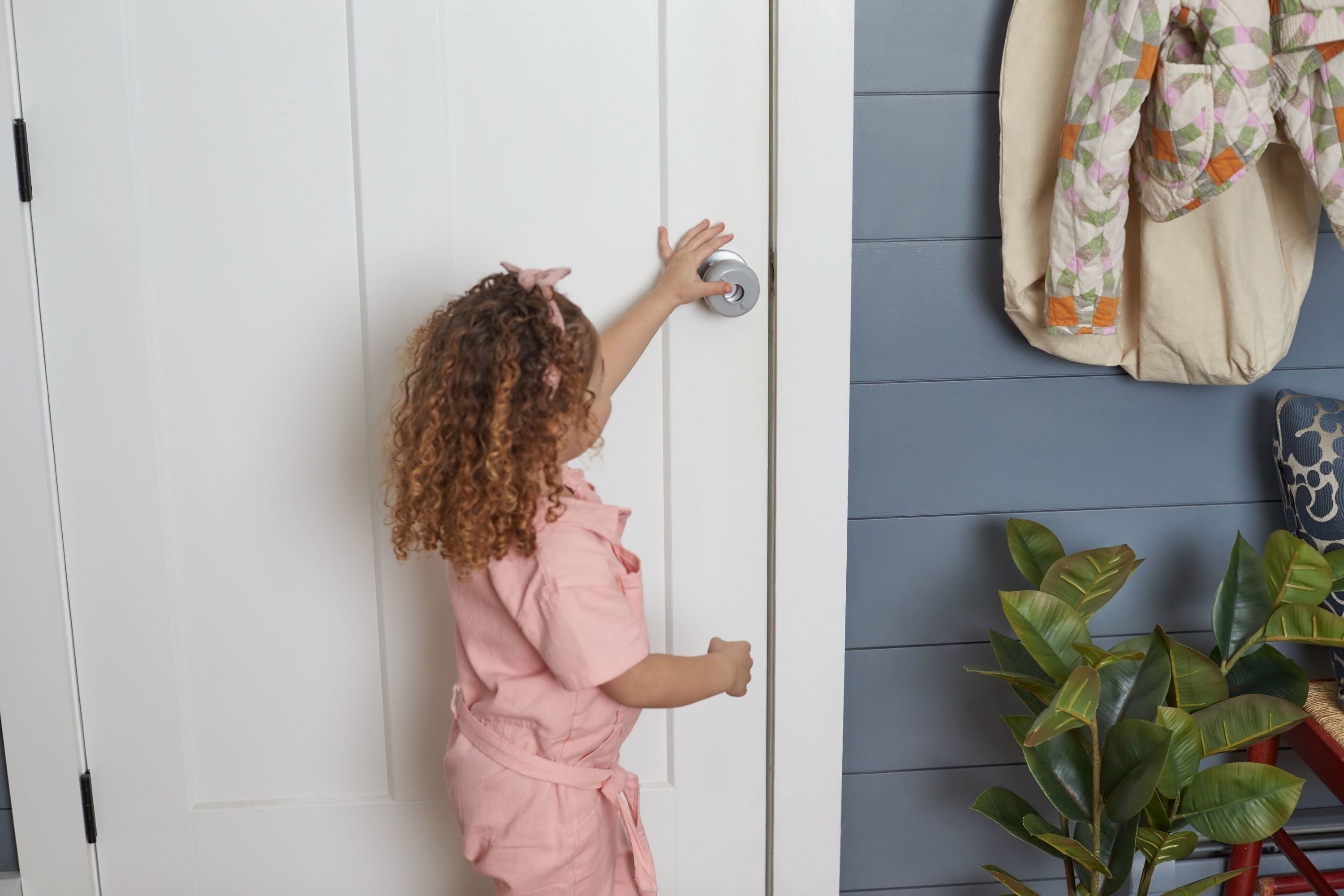 (2 pack) Safety 1st Parent Grip Door Knob Covers, Gray, 3 pack, Toddler