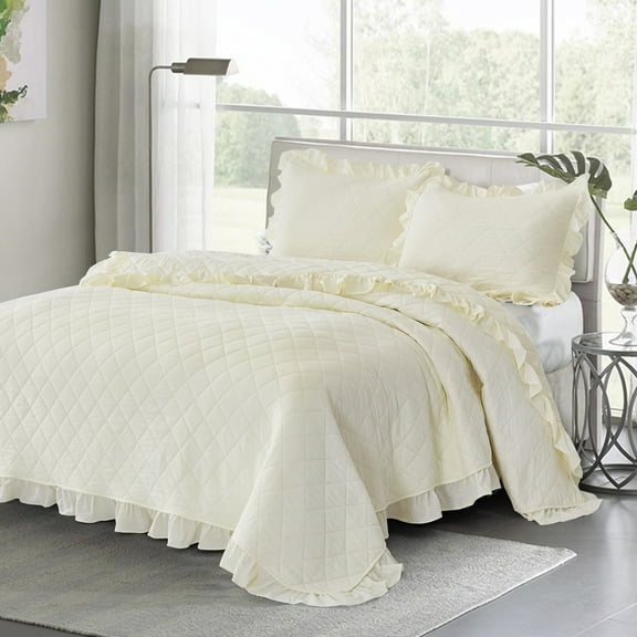 Mallen Home Ivory Diamond Quilt Microfiber Bedspread & Coverlet, Queen